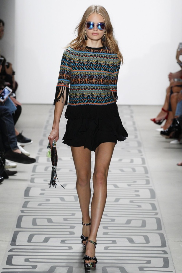 مجموعة Nicole Miller لربيع وصيف 2017