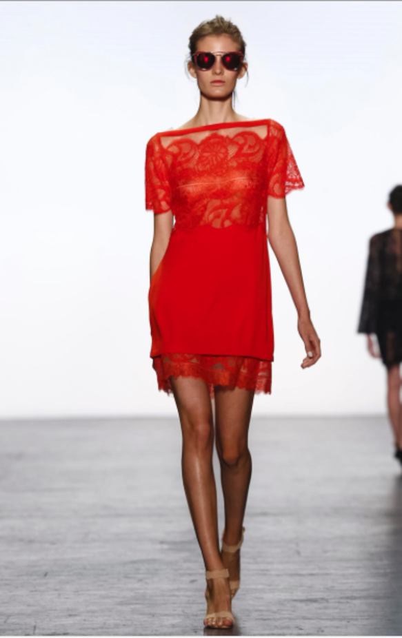 مجموعة Tadashi Shoji لربيع وصيف ٢٠١٧ !