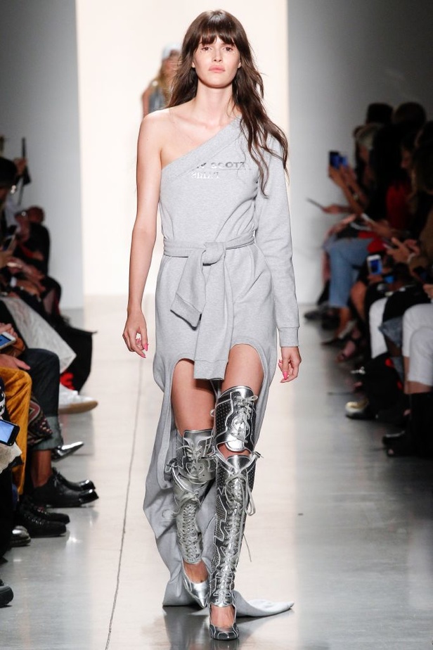 مجموعة جيرمي سكوت لربيع و صيف 2018