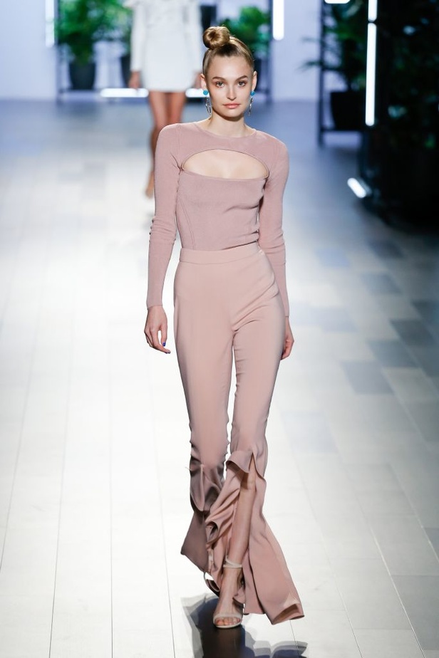 مجموعة Cushnie et Ochs لربيع وصيف 2018