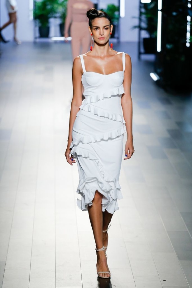 مجموعة Cushnie et Ochs لربيع وصيف 2018