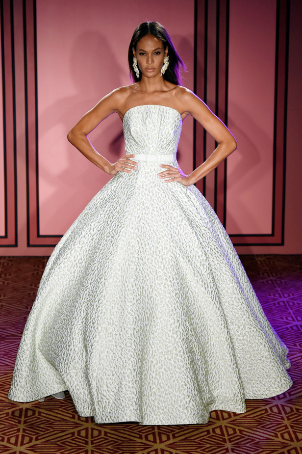 مجموعة براندون ماكسويل لموسم ربيع وصيف 2018