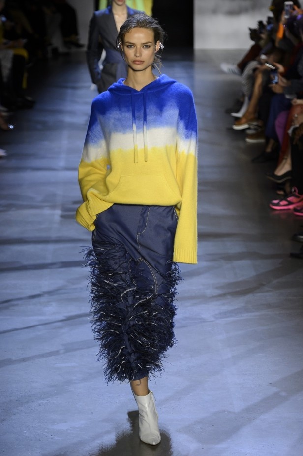 Prabal Gurung قدّم مجموعة نابضة بالحياة لربيع وصيف 2019