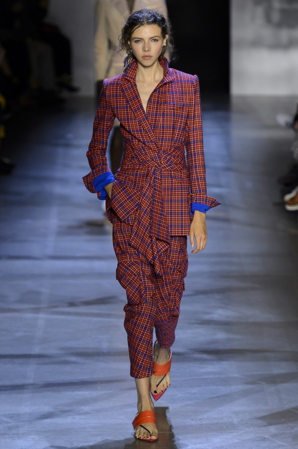 Prabal Gurung قدّم مجموعة نابضة بالحياة لربيع وصيف 2019