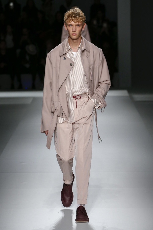 مجموعة دار   BOSS لموسم ربيع وصيف 2019