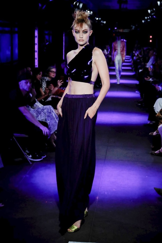 مجموعة توم فورد لموسم ربيع وصيف 2020