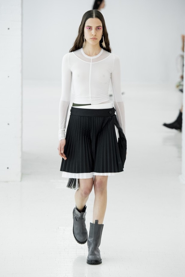 اسبوع الموضة في نيويورك 2019 مجموعة أزياء HELMUT LANG الجاهزة لربيع 2020  