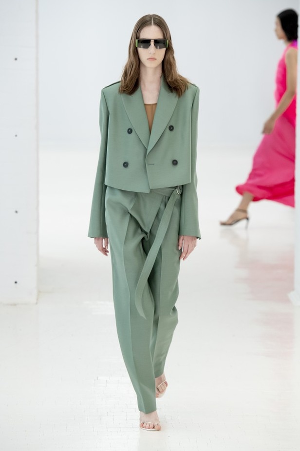 اسبوع الموضة في نيويورك 2019 مجموعة أزياء HELMUT LANG الجاهزة لربيع 2020  