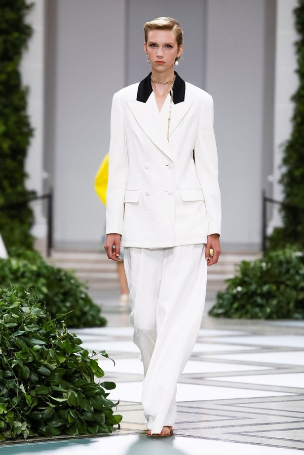 مجموعة توري بورتش لموسم ربيع وصيف 2020