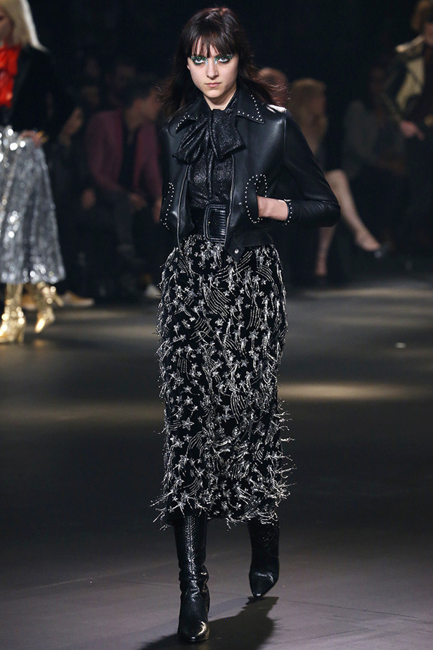 "سان لوران" ومجموعة مُبهرة لموسم خريف وشتاء 2016-2017!