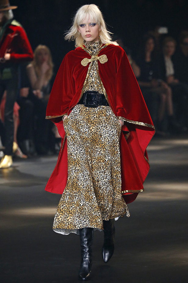 "سان لوران" ومجموعة مُبهرة لموسم خريف وشتاء 2016-2017!