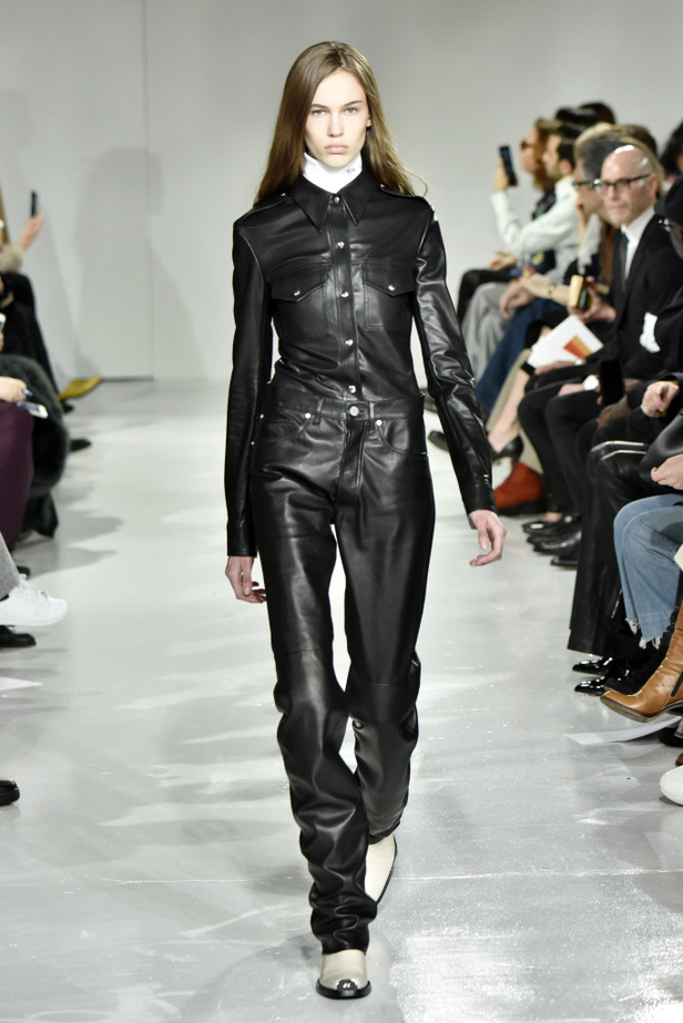 مجموعة Calvin Klein للأزياء الجاهزة لخريف ٢٠١٧!