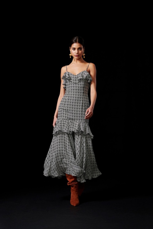 مجموعة Rebecca de Ravenel لخريف 2019