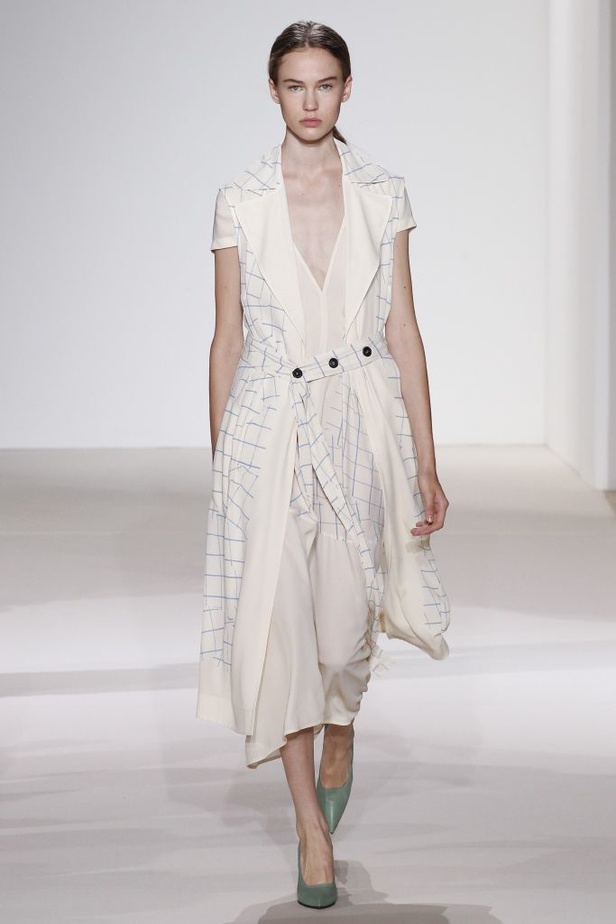 مجموعة فكتوريا بيكهام لربيع وصيف 2018