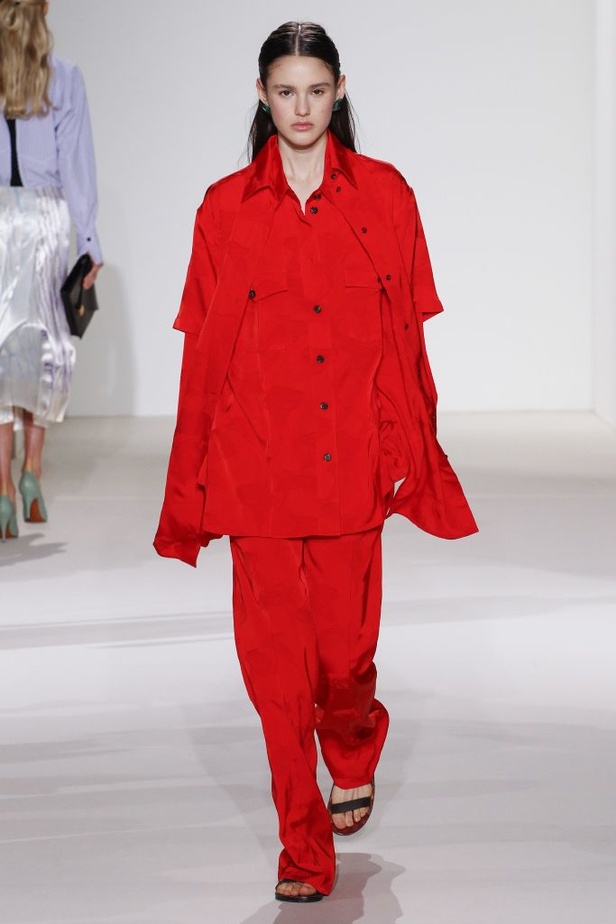 مجموعة فكتوريا بيكهام لربيع وصيف 2018