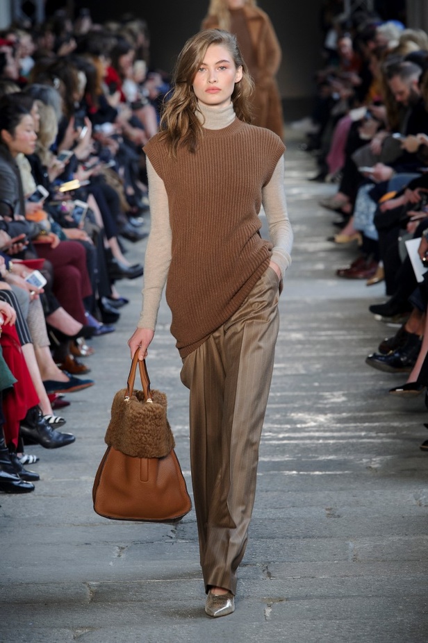 احدث ازياء من مجموعة ماكس مارا لشتاء وخريف 2018