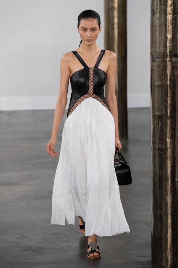 مجموعة Gabriela Hearst ربيع صيف 2019