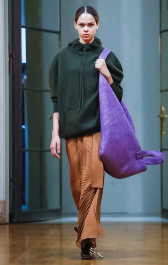 عرض أزياء Victoria Beckham لخريف وشتاء 2018 !