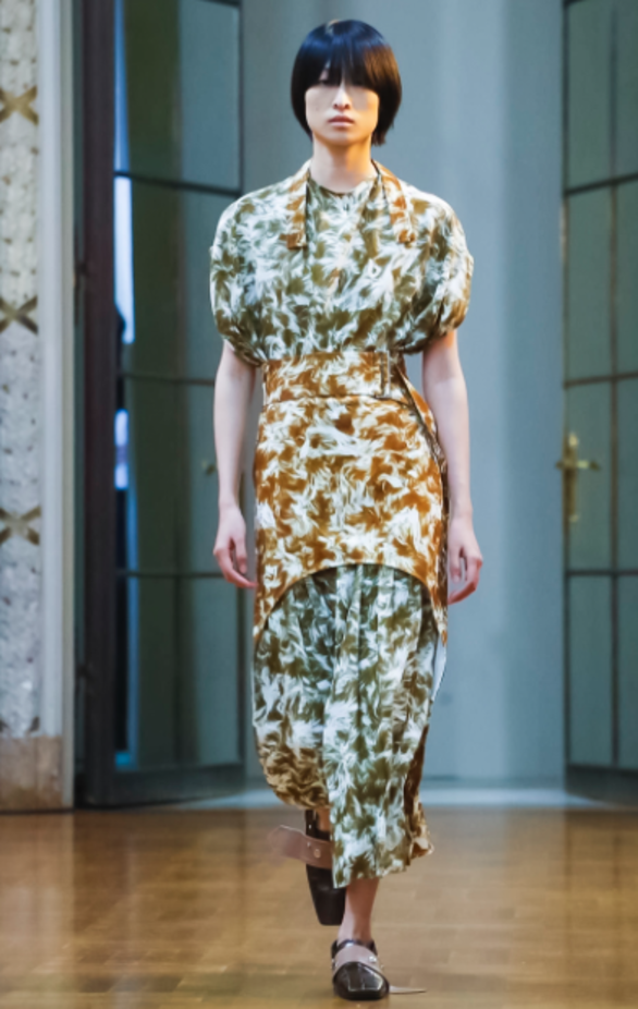 عرض أزياء Victoria Beckham لخريف وشتاء 2018 !