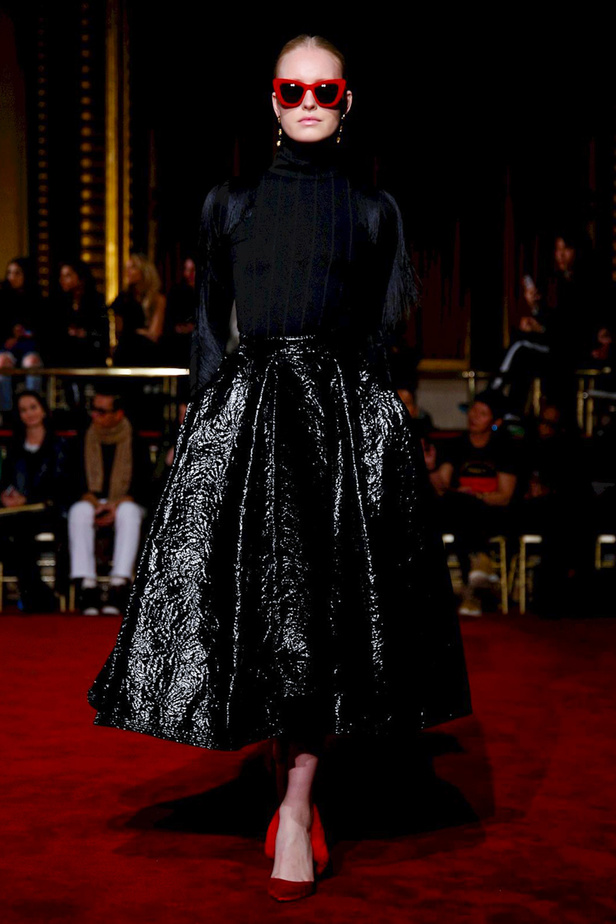 عرض أزياء كريستيان سيريانو لموسم خريف وشتاء 2018