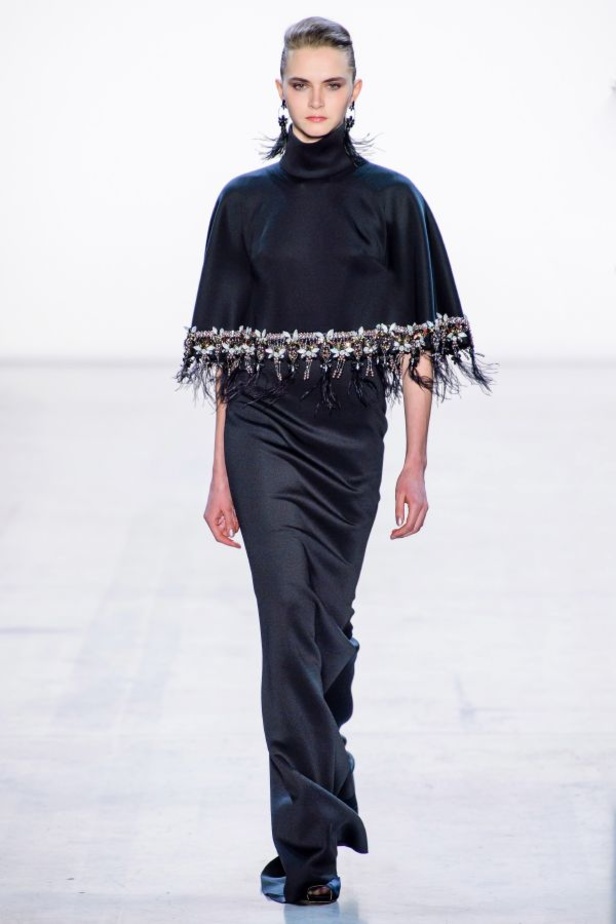 مجموعة Badgley Mischka للألبسة الجاهزة لموسم خريف 2019