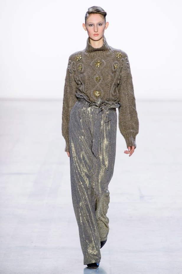 مجموعة Badgley Mischka للألبسة الجاهزة لموسم خريف 2019