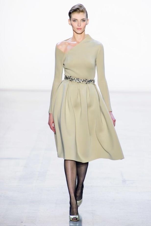 مجموعة Badgley Mischka للألبسة الجاهزة لموسم خريف 2019