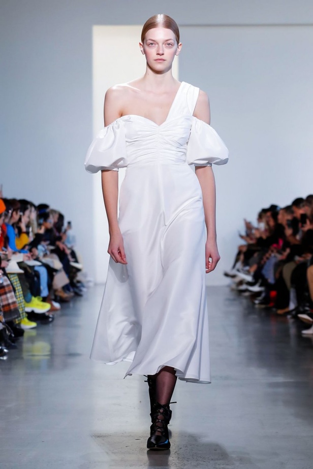 مجموعة Self Portrait للألبسة الجاهزة لخريف 2019