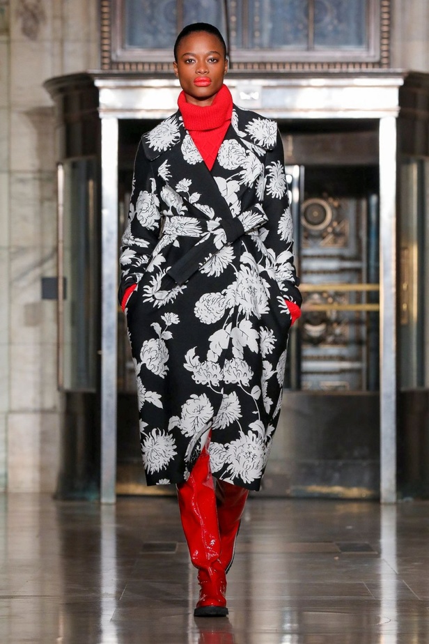 مجموعة اوسكار دي لارنتا من اسبوع الموضة في نيويورك 2020 