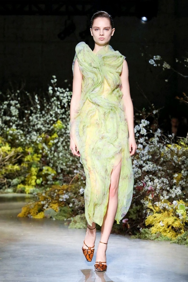 ازياء JASON WU  الجاهزة لخريف وشتاء 2020/2021 من نيويورك 