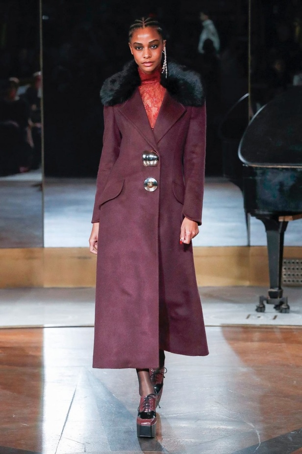 فساتين PRABAL GURUNG لخريف وشتاء2020/2021  