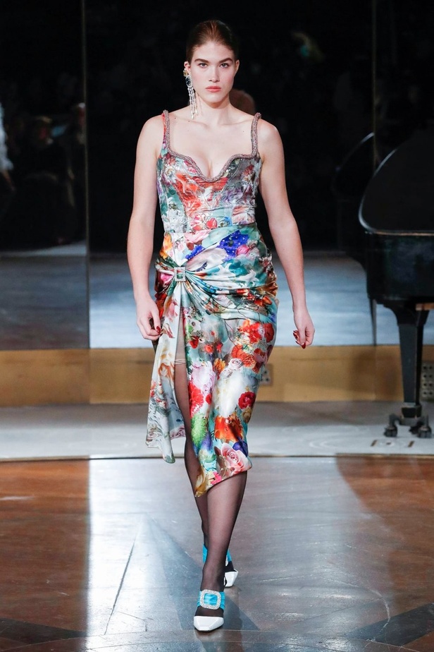 فساتين PRABAL GURUNG لخريف وشتاء2020/2021  