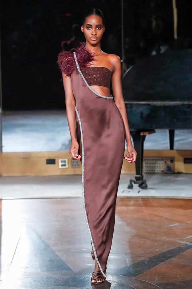 فساتين PRABAL GURUNG لخريف وشتاء2020/2021  