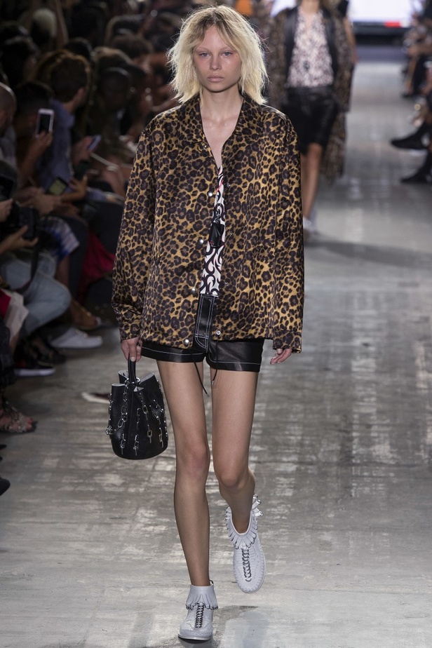 مجموعة الكسندر وانغ لموسم ربيع وصيف 2017