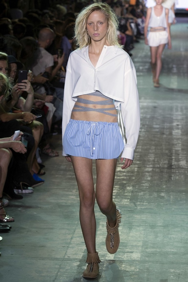 مجموعة الكسندر وانغ لموسم ربيع وصيف 2017