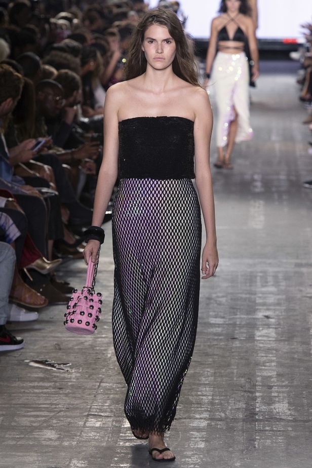 مجموعة الكسندر وانغ لموسم ربيع وصيف 2017