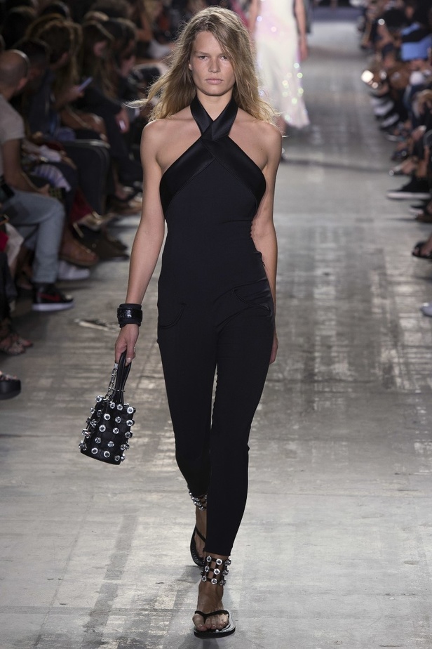 مجموعة الكسندر وانغ لموسم ربيع وصيف 2017