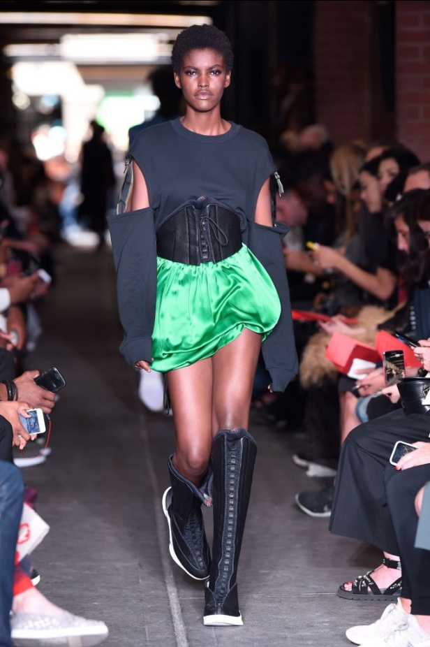 مجموعة بابليك سكول لموسم ربيع وصيف 2018