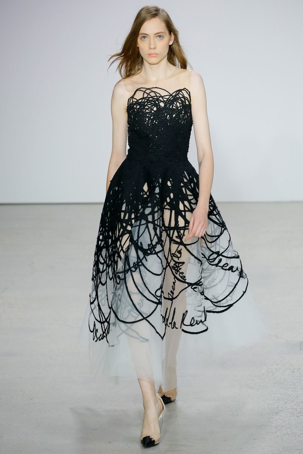 مجموعة أوسكار دي لا رينتا لموسم ربيع وصيف 2018