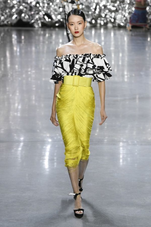 مجموعة Naeem Khan لربيع وصيف 2019