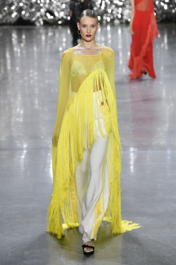 مجموعة Naeem Khan لربيع وصيف 2019