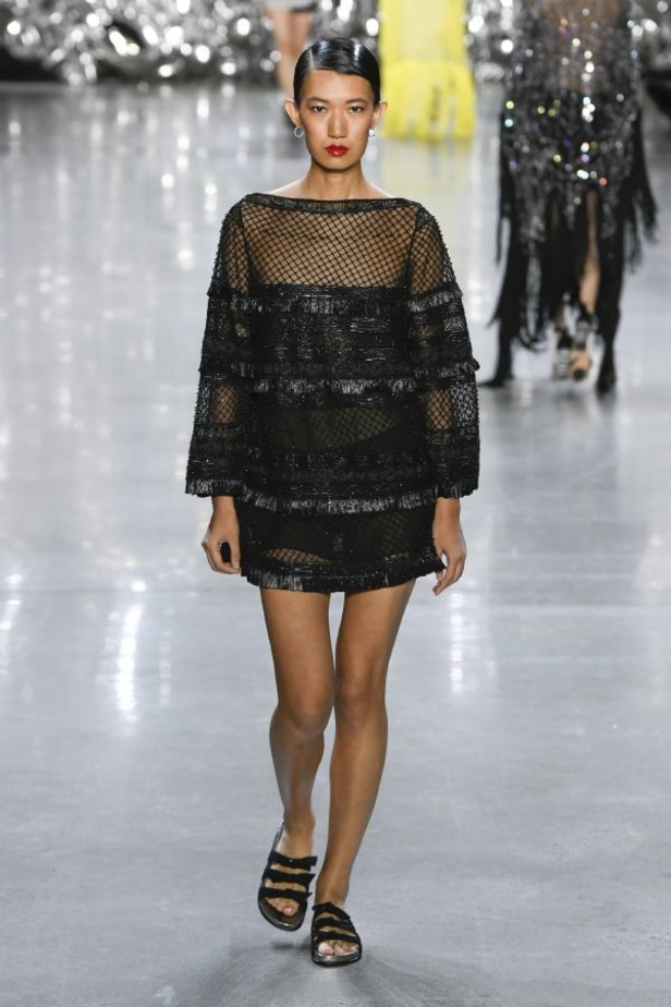 مجموعة Naeem Khan لربيع وصيف 2019