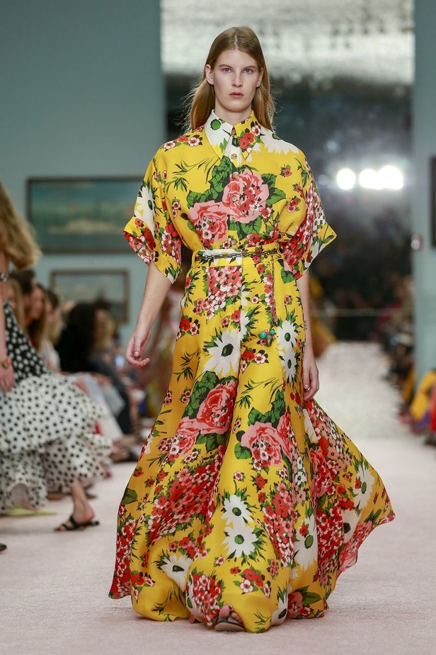 مجموعة كارولينا هيريرا لموسم ربيع وصيف 2019