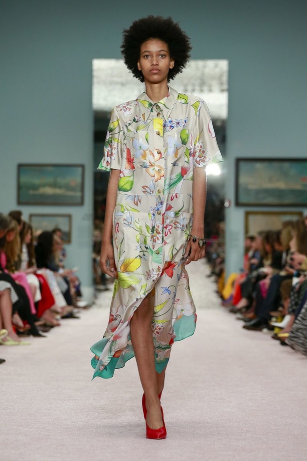 مجموعة كارولينا هيريرا لموسم ربيع وصيف 2019