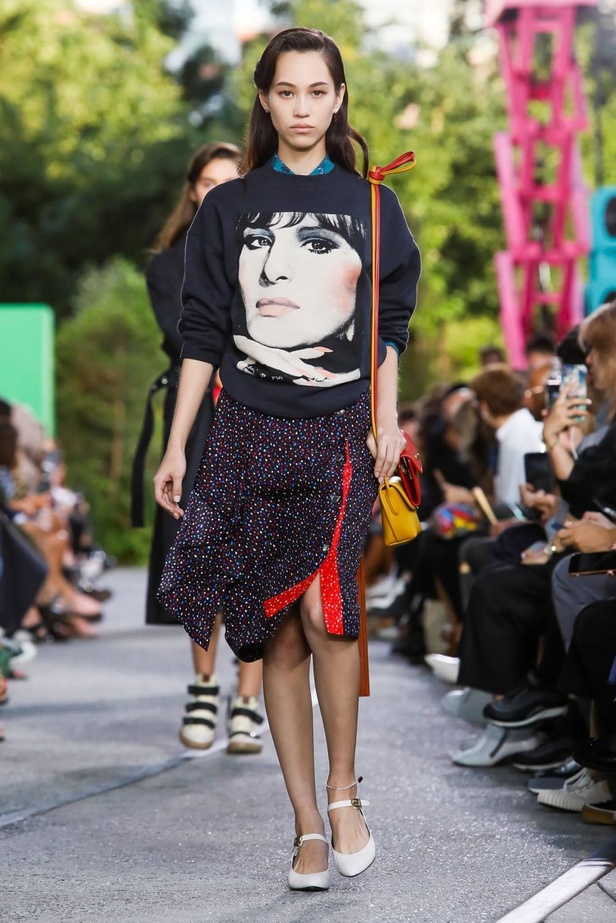  اسبوع الموضة في نيويورك 2019 عرض أزياء  coach ربيع وصيف 2020  