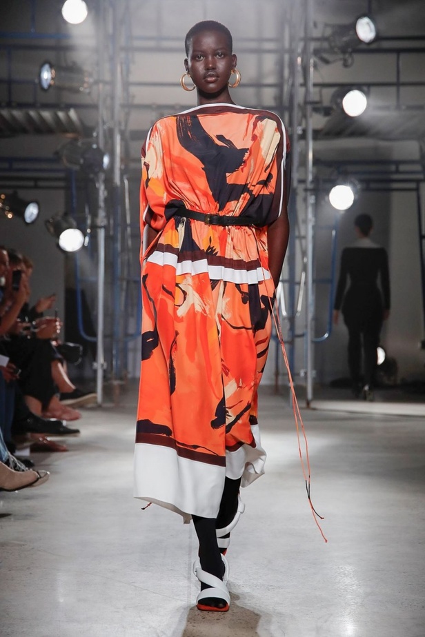 اسبوع الموضة في نيويورك 2019 عرض أزياء proenza schouler  ربيع وصيف 2020