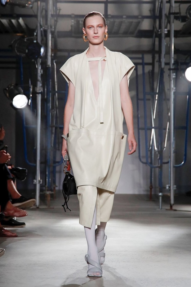 اسبوع الموضة في نيويورك 2019 عرض أزياء proenza schouler  ربيع وصيف 2020