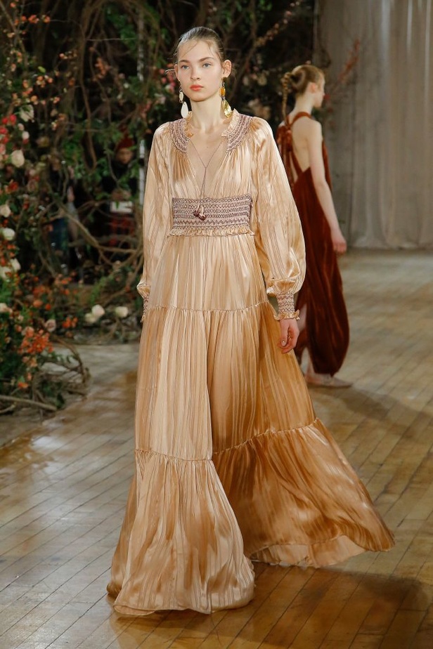 مجموعة أولا جونسون للألبسة الجاهزة لخريف و شتاء 2017-2018