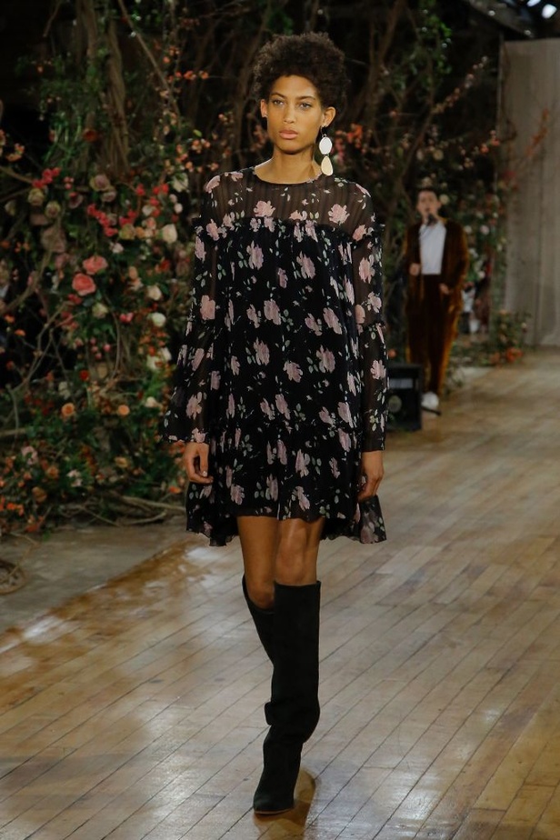 مجموعة أولا جونسون للألبسة الجاهزة لخريف و شتاء 2017-2018