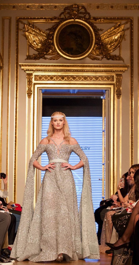 عرض ازياء هاني البحيري في اسبوع الموضة في باريس